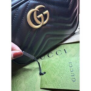 GUCCI GG MARMONT Crossbody Black with Gold Small Leather